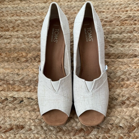 Tom’s Women’s Classic Beige Neutral Espadrille Wedge Peep Toe Sandal Size 9.5 - Picture 1 of 4